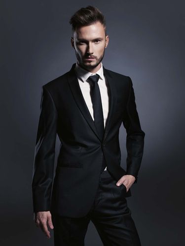 周佳诱 创始人 & 执行董事